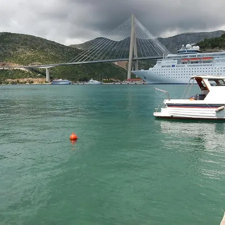 Busola * Dubrovnik